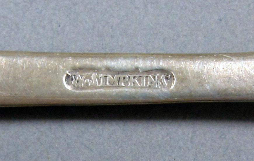1962.0240.1471 Silver spoon mark