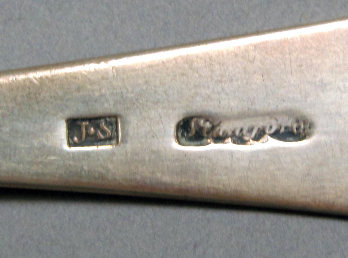 1962.0240.1475 Silver spoon mark