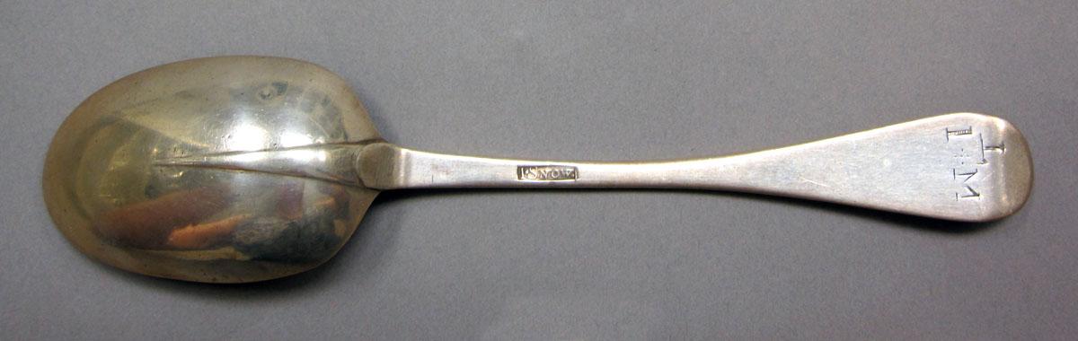 1962.0240.1478 Silver spoon underside