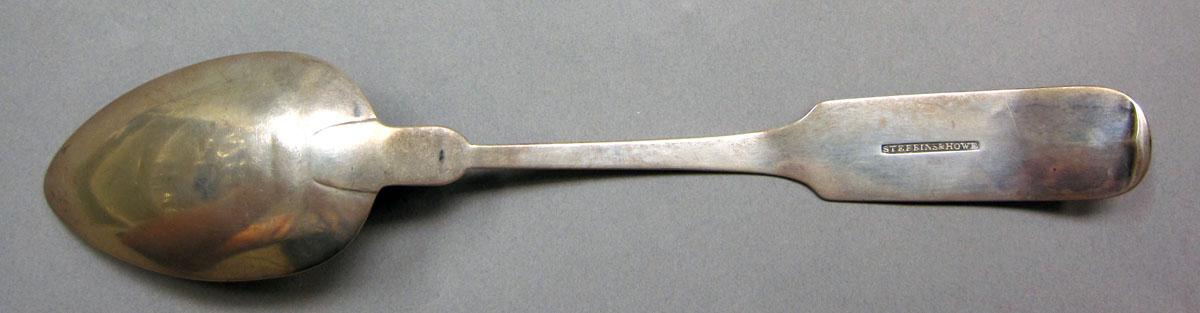 1962.0240.1479 Silver spoon underside