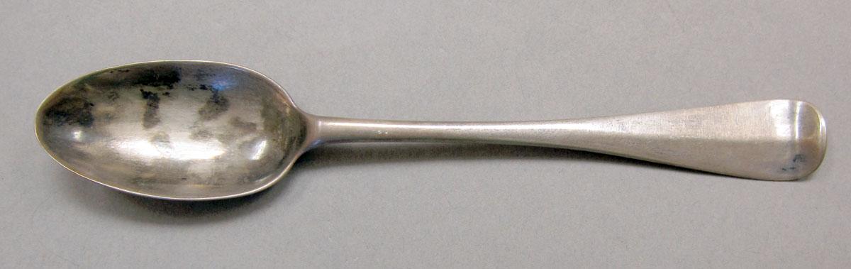 1962.0240.147 teaspoon upper surface