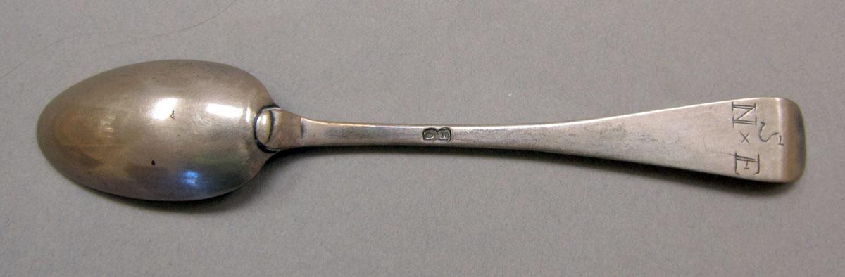 1962.0240.147 teaspoon underside