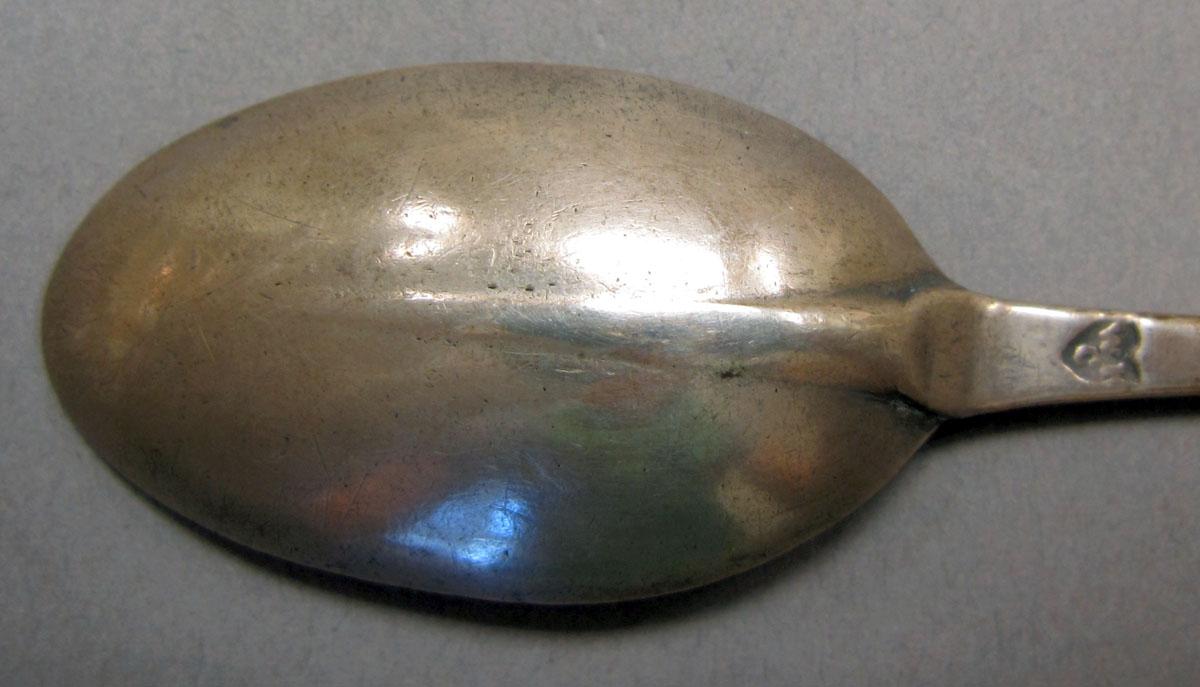 1962.0240.148 teaspoon bowl underside