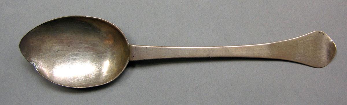 1962.0240.1490 Silver spoon upper surface