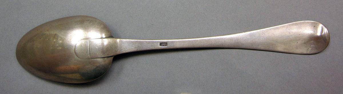 1962.0240.1497 Silver spoon underside