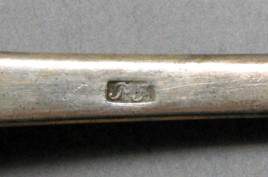 1962.0240.1504 Silver spoon mark