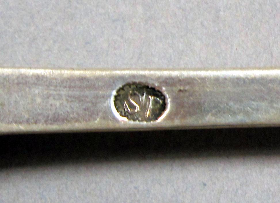 1962.0240.1505 Silver spoon mark