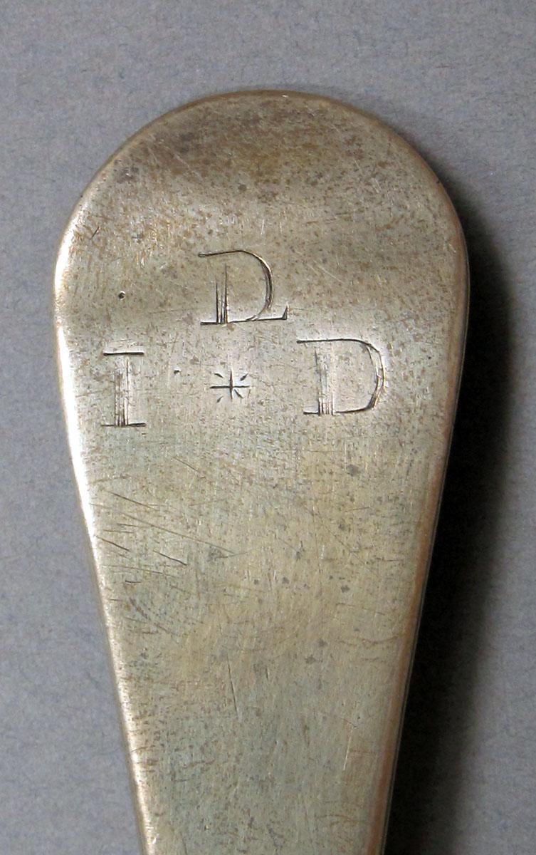 1962.0240.1507 Silver spoon engraving