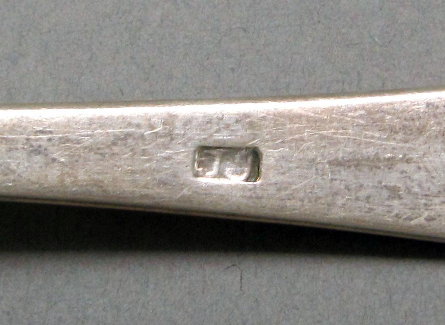 1962.0240.1508 Silver spoon mark