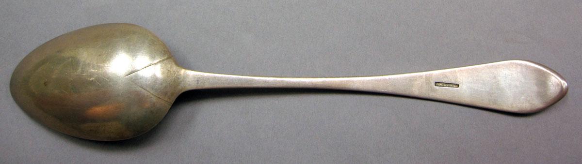 1962.0240.1510 Silver spoon underside