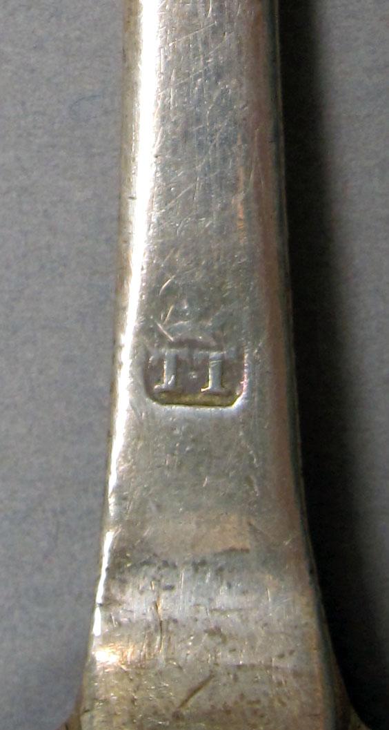 1962.0240.1511 Silver spoon mark