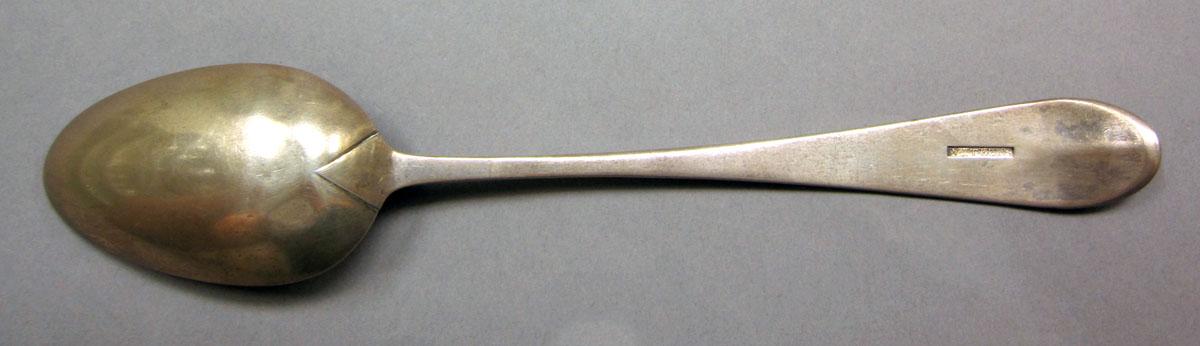 1962.0240.1512 Silver spoon underside