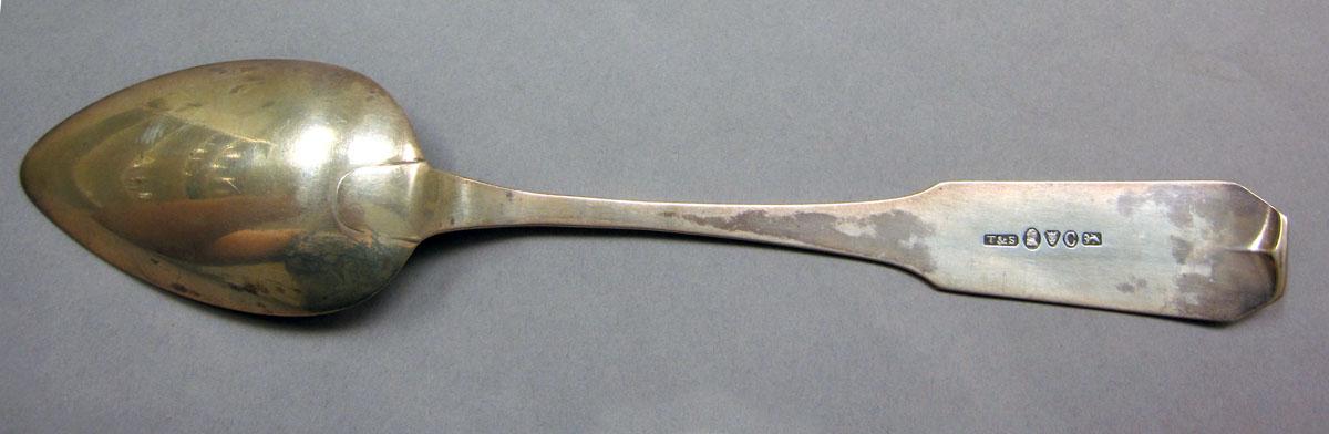 1962.0240.1516 Silver spoon underside