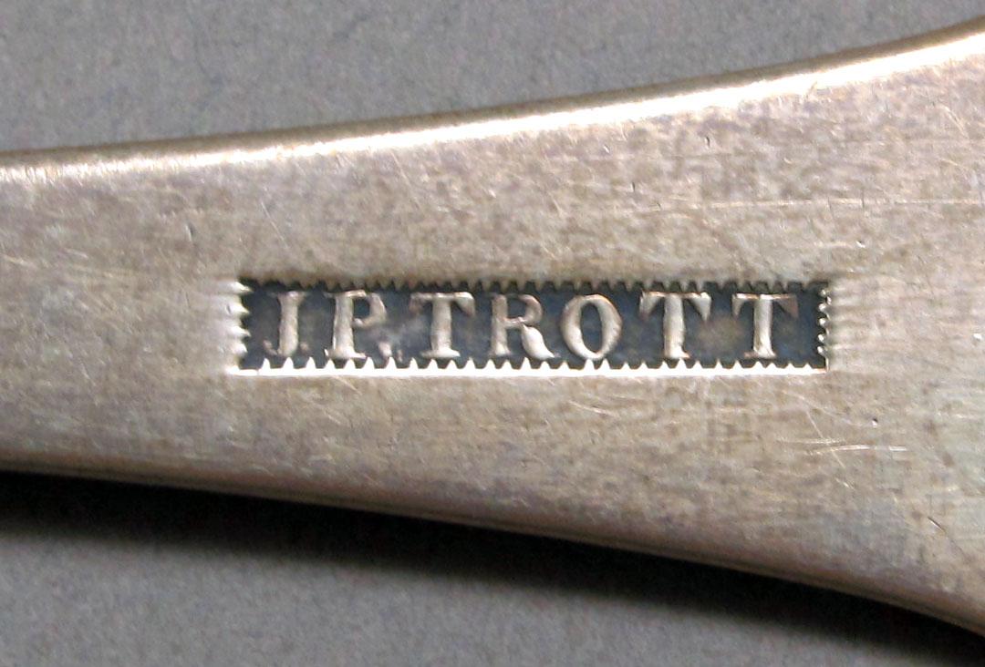 1962.0240.1517 Silver spoon mark