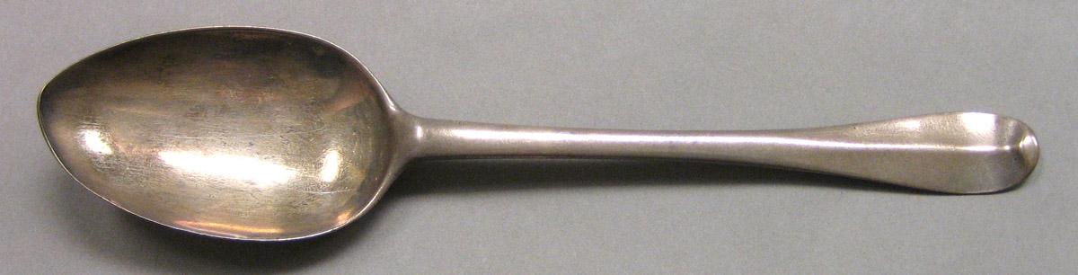 1962.0240.1519 Silver Spoon upper surface
