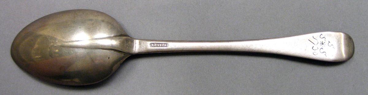 1962.0240.1519 Silver Spoon underside