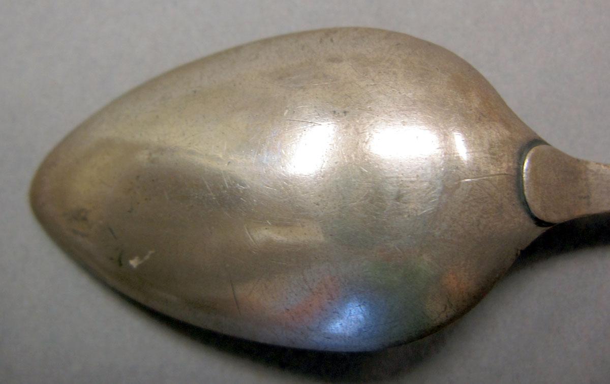 1962.0240.152 Silver Spoon bowl underside