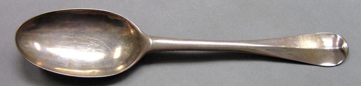 1962.0240.1533 Silver Spoon upper surface