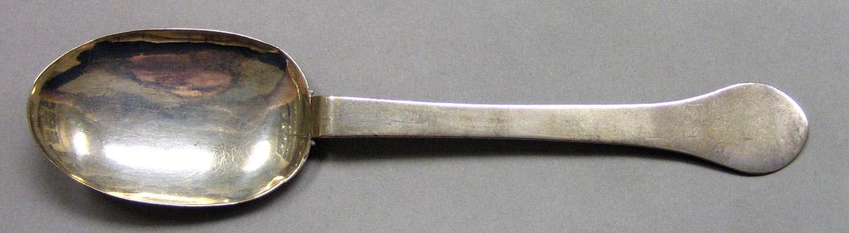 1962.0240.1534 Silver Spoon upper surface