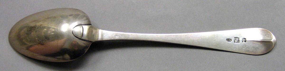 1962.0240.1537 Silver Spoon underside
