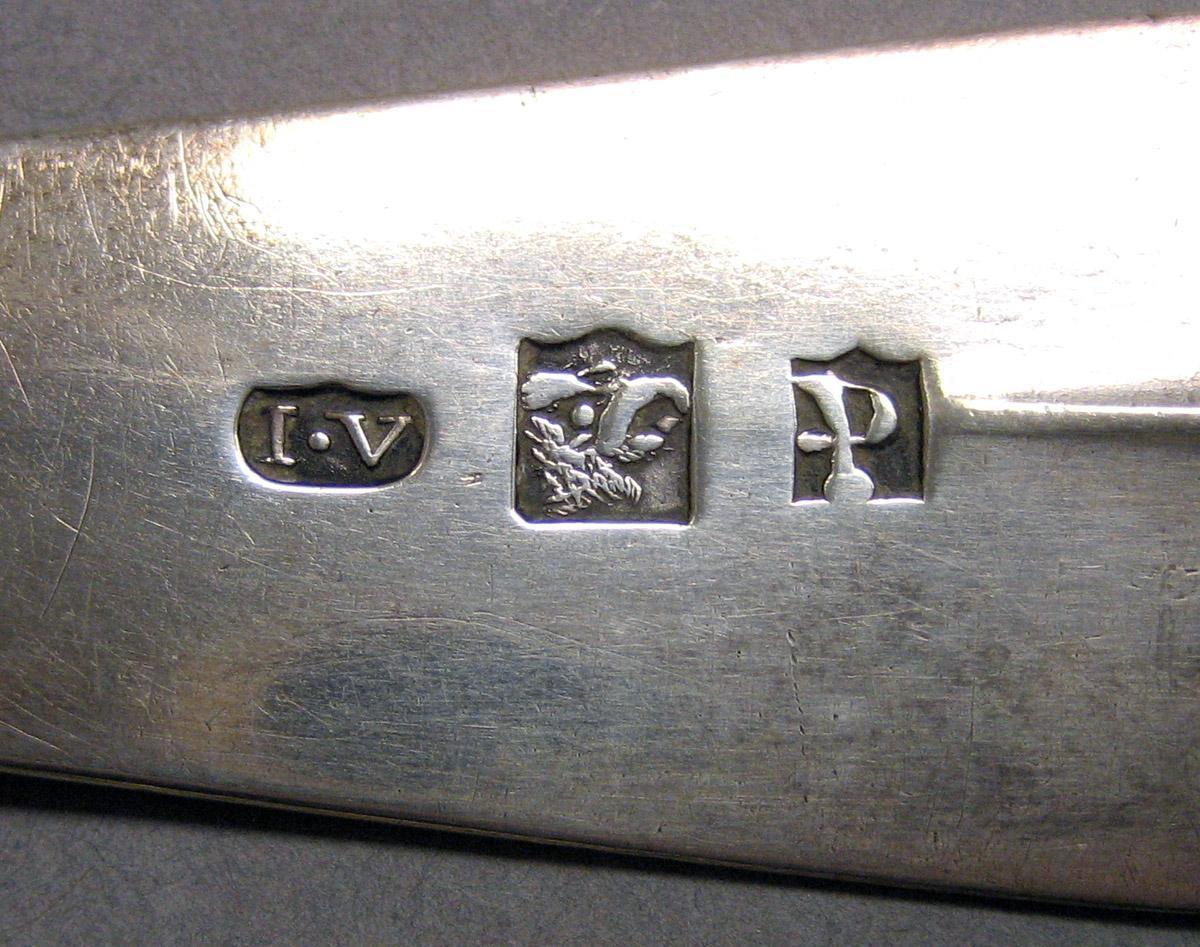 1962.0240.1537 Silver Spoon mark