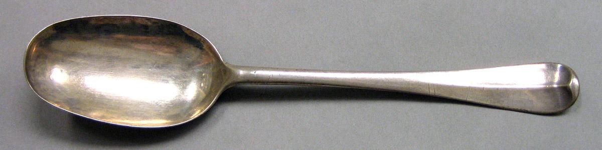 1962.0240.1539 Silver Spoon upper surface
