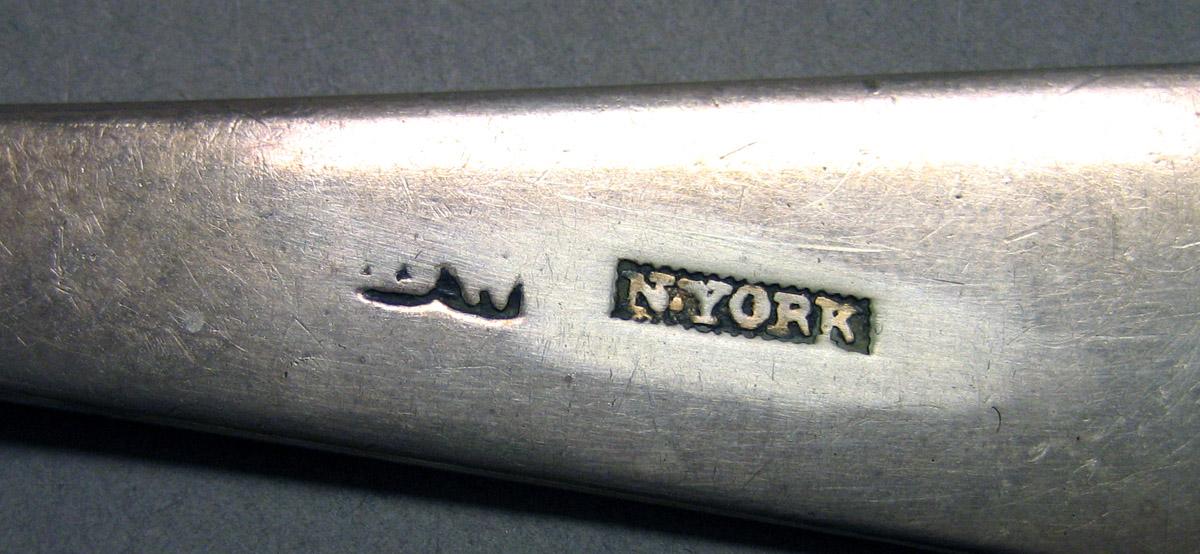 1962.0240.1546 Silver Spoon mark