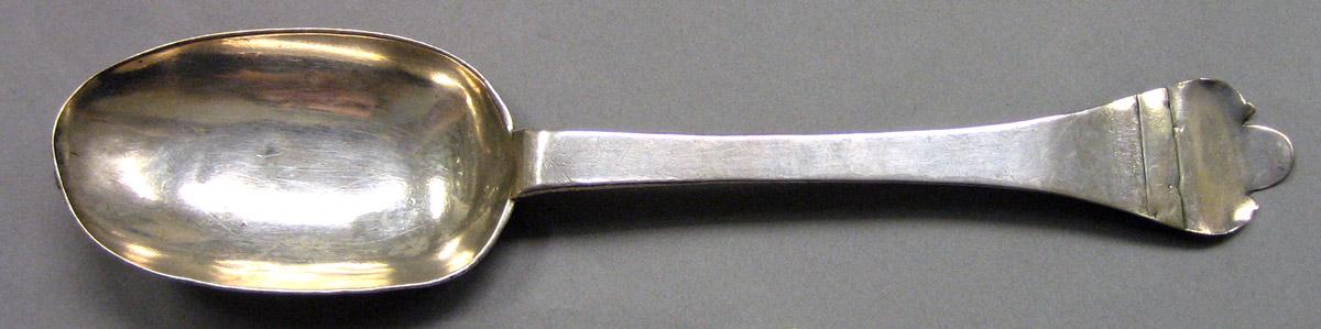 1962.0240.1551 Silver Spoon upper surface