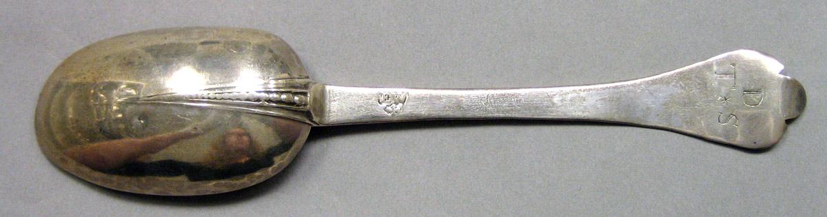 1962.0240.1551 Silver Spoon underside