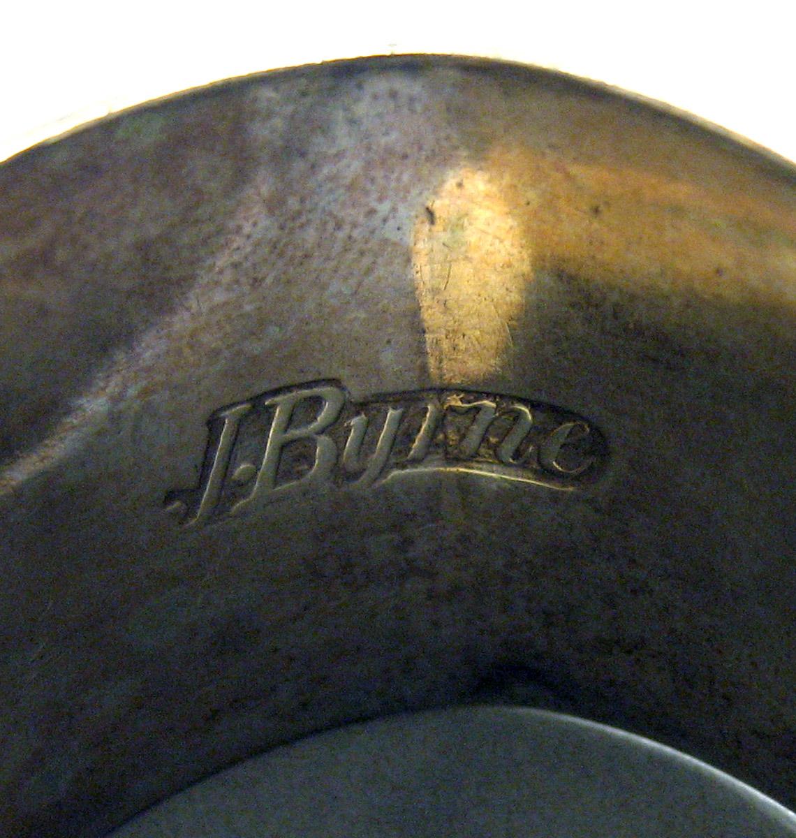 1962.0240.1617 Silver Tongs mark