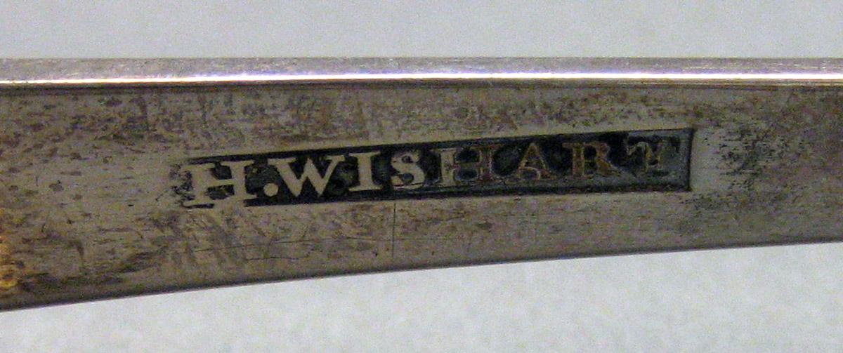 1962.0240.1619 Silver Tongs mark 2