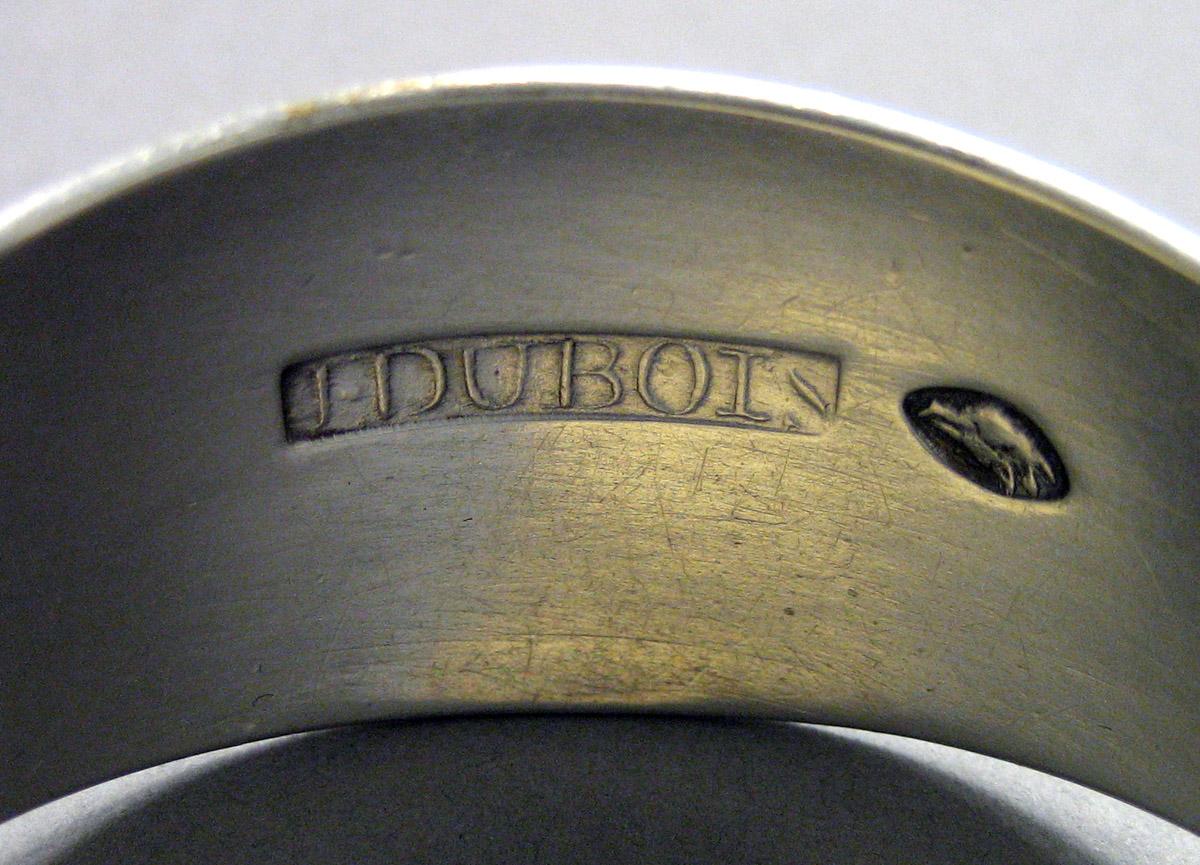 1962.0240.1622 Silver Tongs mark