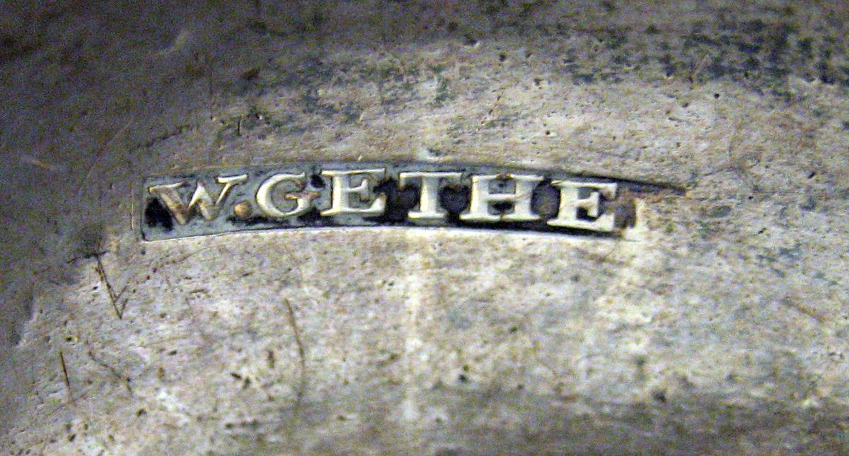 1962.0240.1627 Silver Tongs mark