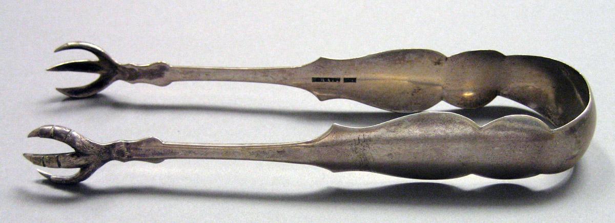 1962.0240.1637 Silver Tongs view 2