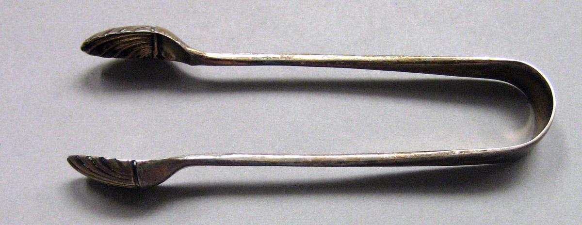 1962.0240.1639 Silver Tongs view 1