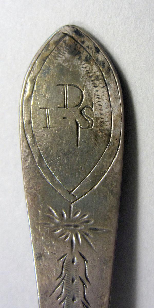 1962.0240.163 teaspoon handle upper surface
