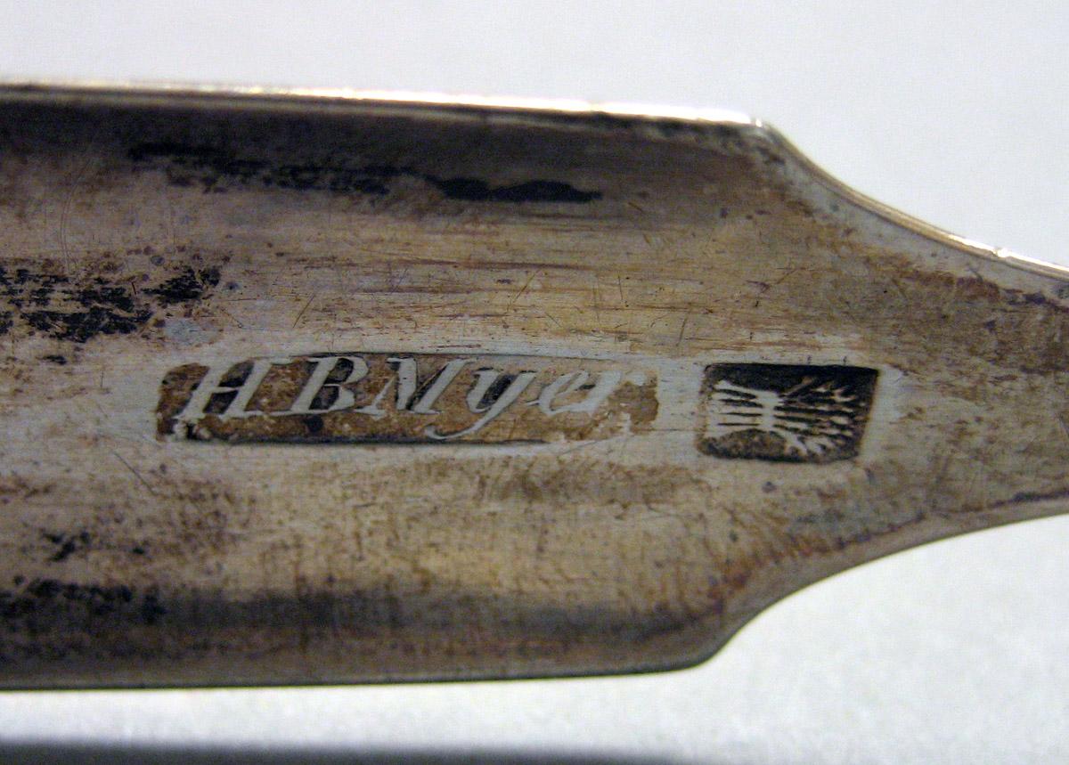 1962.0240.1645 Silver Tongs mark 1