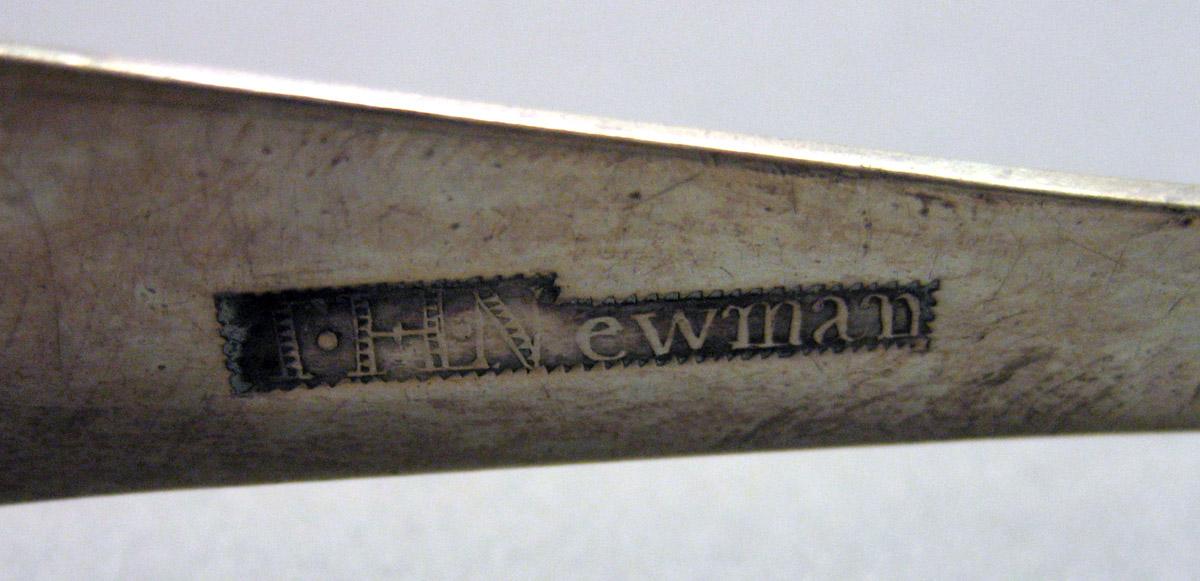 1962.0240.1652 Silver Tongs mark 1