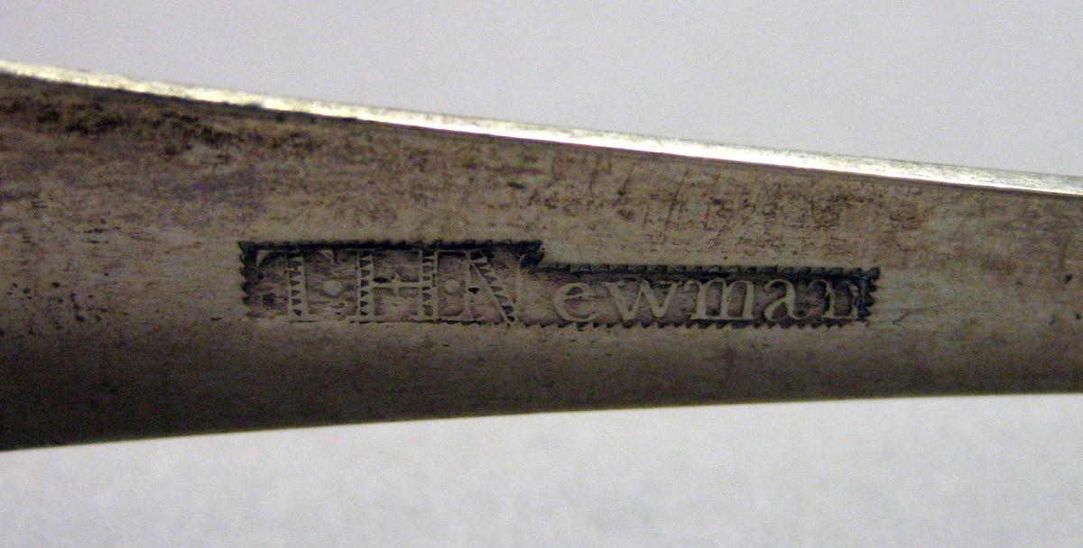 1962.0240.1652 Silver Tongs mark 2