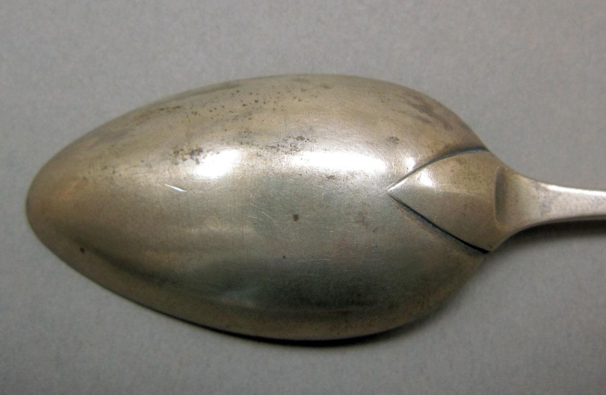 1962.0240.169 teaspoon bowl underside