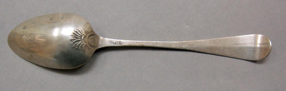 1962.0240.177 teaspoon underside