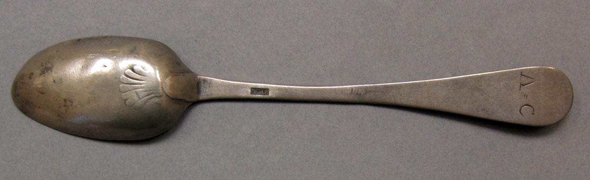 1962.0240.180 teaspoon underside