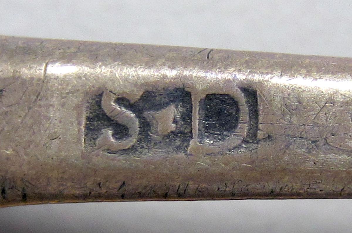 1962.0240.188 teaspoon mark
