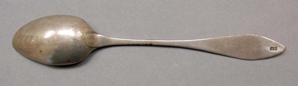 1962.0240.189 teaspoon underside