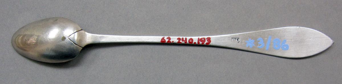 1962.0240.193 teaspoon underside