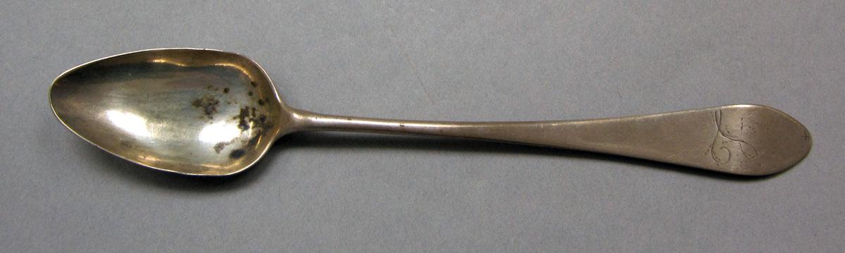 1962.0240.198 Silver spoon upper surface