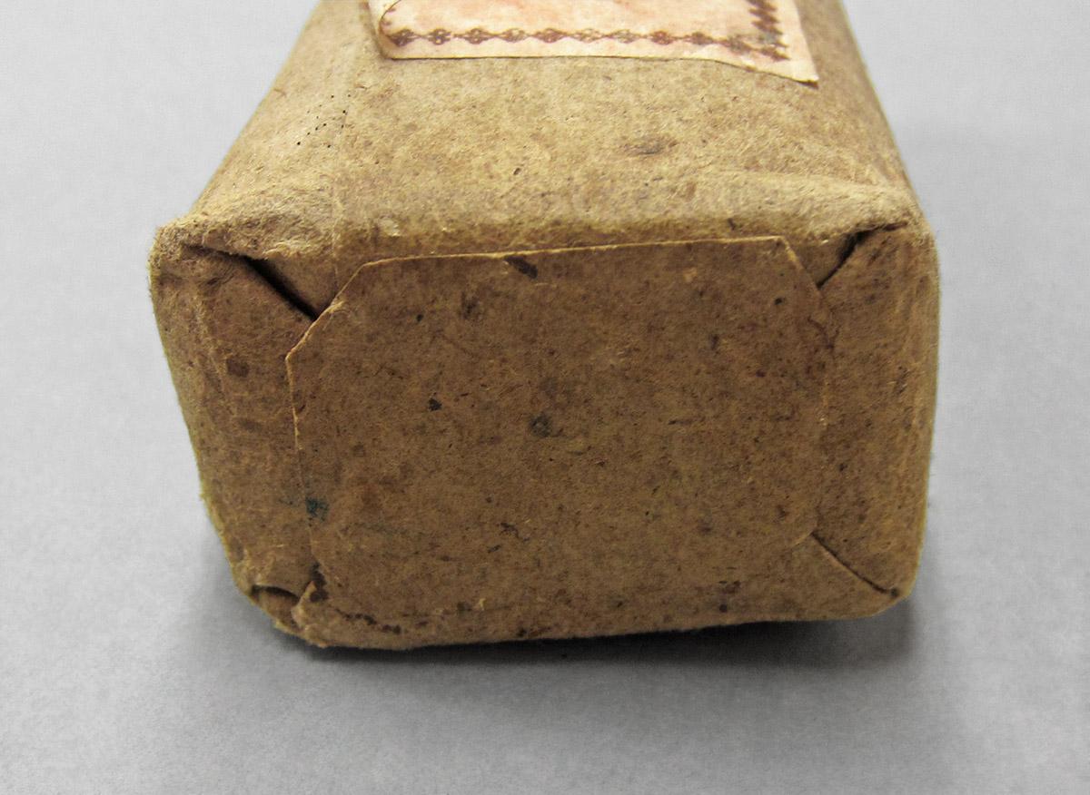 1955.0103.012, Sand, end 2