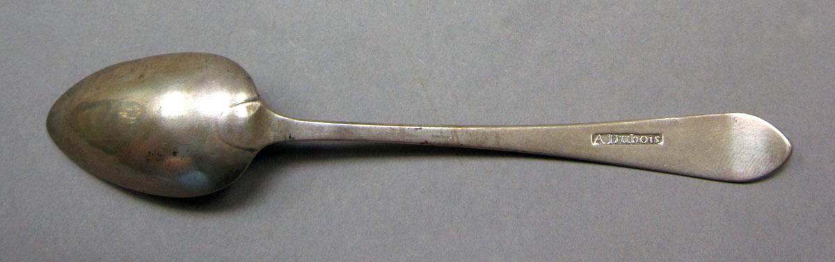 1962.0240.211 Silver spoon underside