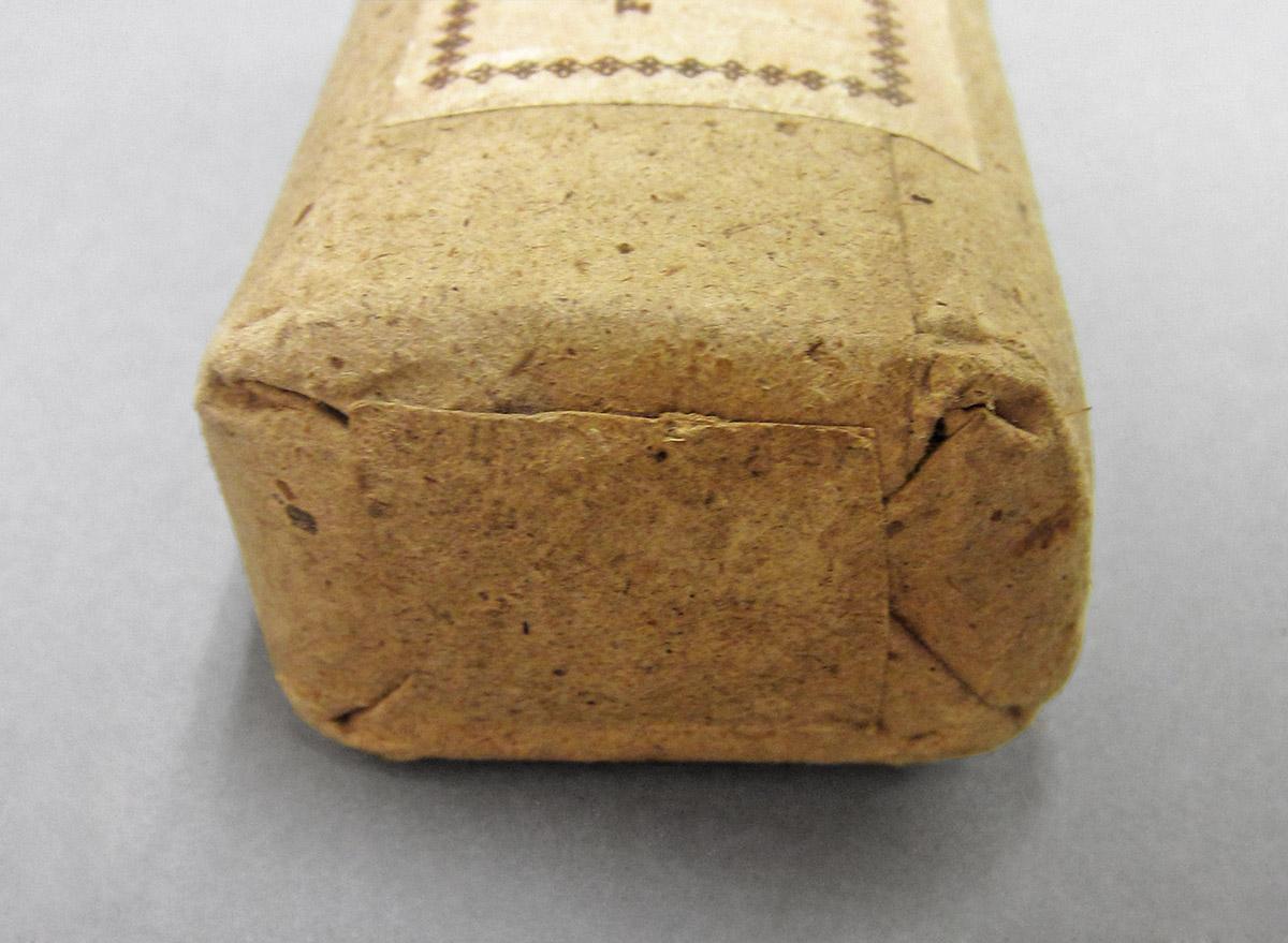 1955.0103.013, Sand, end 2