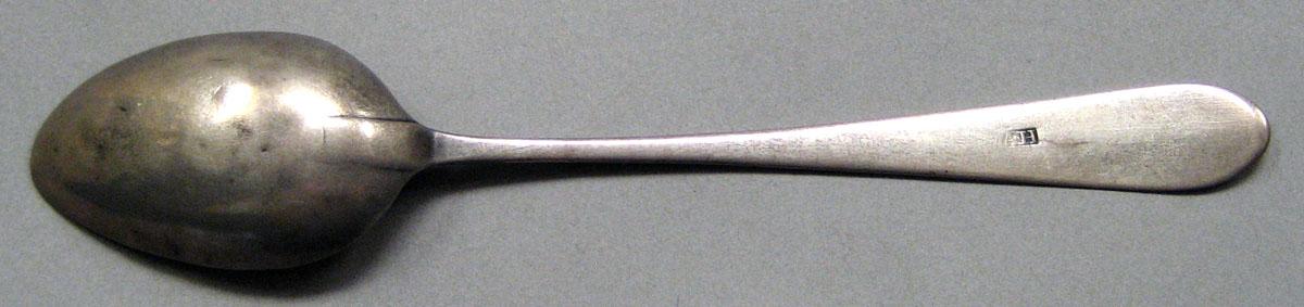 1962.0240.297 Silver Spoon underside